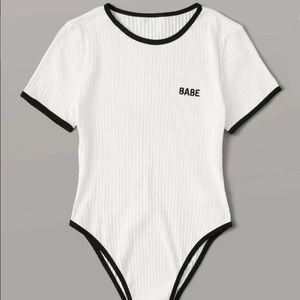 Ribbed short sleeve black lined bodysuit